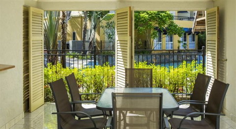 The Lakes Cairns Resort - Kempsey Accommodation 14