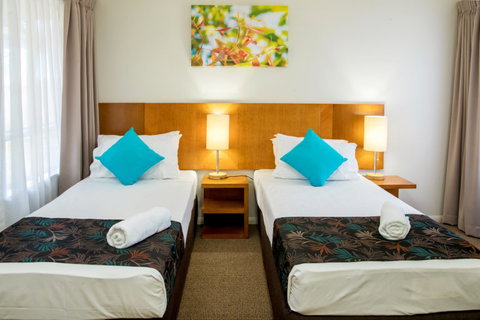 The Lakes Cairns Resort - Kempsey Accommodation 2
