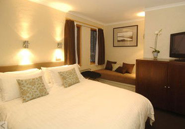Rundells Alpine Lodge - Kempsey Accommodation 0