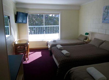 Falls Creek Hotel - Kempsey Accommodation 0