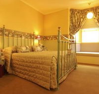 The Russell Hotel - Kempsey Accommodation