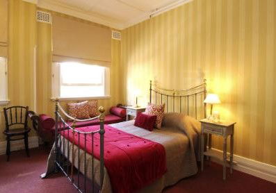 The Russell Hotel - Kempsey Accommodation 2