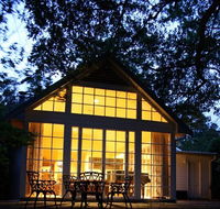 Bygone Beautys Cottages - Kempsey Accommodation