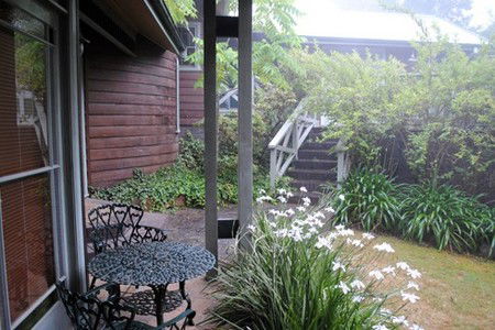 Bygone Beautys Cottages - Kempsey Accommodation 4