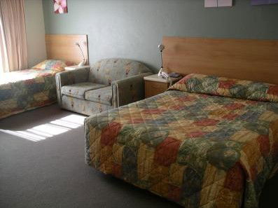 Country Comfort Orange - Kempsey Accommodation 0