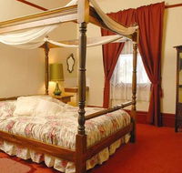 Mickey Bourkes Koroit Hotel - Kempsey Accommodation