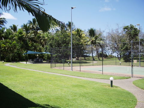 The Shores Holiday Apartments - Kempsey Accommodation 1