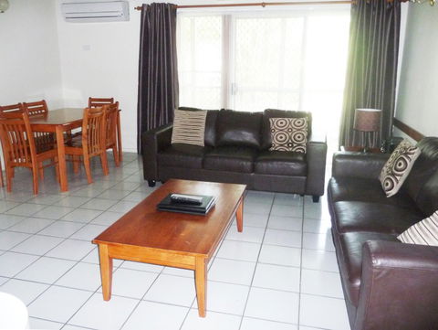 The Shores Holiday Apartments - Kempsey Accommodation 3