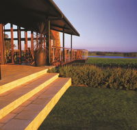 Watershed Premium Wines - Kempsey Accommodation