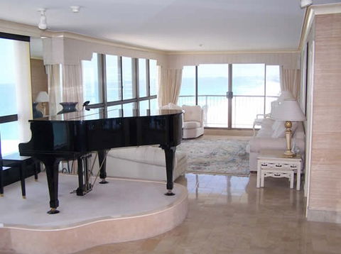 Golden Sands Holiday Apartments - Kempsey Accommodation 2