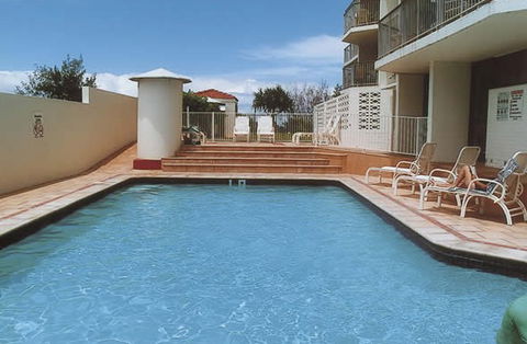 Golden Sands Holiday Apartments - Kempsey Accommodation 4