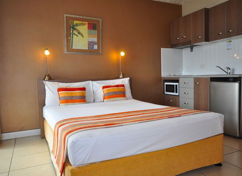 Waters Edge The Strand - Townsville - Kempsey Accommodation 1