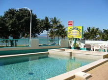Townsville Seaside Holiday Apartments - Kempsey Accommodation 1