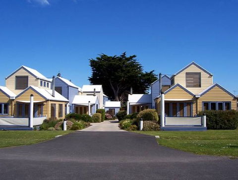 Rayville Boat Houses - Kempsey Accommodation 1