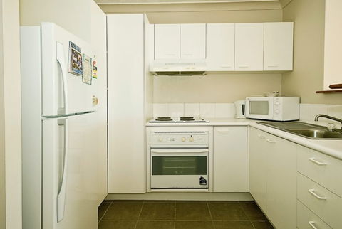 Bay Lodge Apartments - Kempsey Accommodation 1
