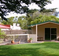 Shiralea Country Cottage - Kempsey Accommodation