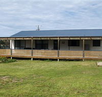 Surfin Sceales Beach House - Kempsey Accommodation
