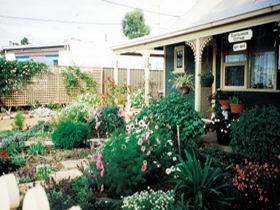 Schoolhouse Cottage - Kempsey Accommodation 0