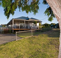 Serenity Holiday House - Kempsey Accommodation