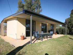 Toolunka Estate Cottage - Kempsey Accommodation 0