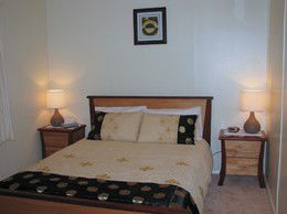 Louth Bay Holiday Apartment - Kempsey Accommodation 2