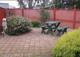Louth Bay Holiday Apartment - Kempsey Accommodation 3