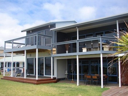 The Shore - Kempsey Accommodation 1