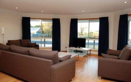 The Boathouse - Kempsey Accommodation 3