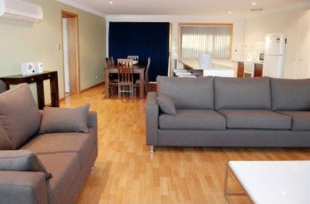 The Boathouse - Kempsey Accommodation 4