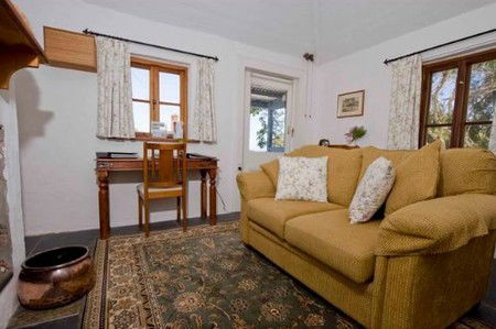 Brooklands Heritage B&B - Kempsey Accommodation 3
