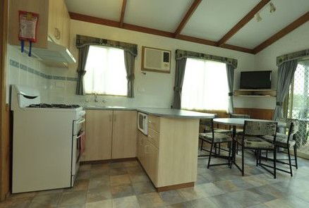 Western KI Caravan Park Cabins - Kempsey Accommodation 3
