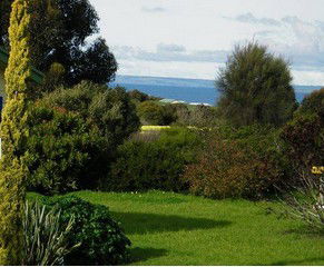 The Folly Holiday Home - Kempsey Accommodation 1