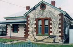 Naracoorte Cottages - Smith Street Villa - Kempsey Accommodation 4