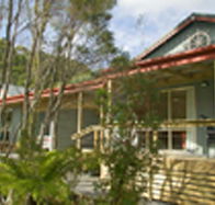 Crays Accommodation - The Esplanade - Kempsey Accommodation