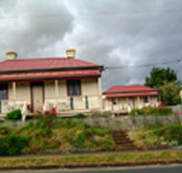 Tier View Twin Cottages - Kempsey Accommodation