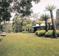 Tullah Lakeside Lodge - Kempsey Accommodation