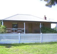 Miranda Cottage - Kempsey Accommodation