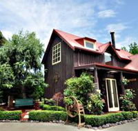 Clear Creek Cottage - Kempsey Accommodation