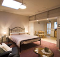 Ellie's Cottage Collection - Ellie's Studio Apartment - Kempsey Accommodation