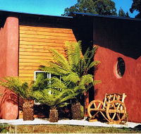 Whispering Spirit Holiday Cottages and Miniature Pony Stud - Kempsey Accommodation