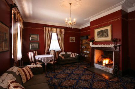 Schouten House - Kempsey Accommodation 3