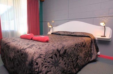 Queenstown Motor Lodge - Kempsey Accommodation 2