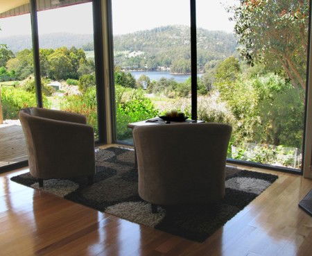 Escape To - Kempsey Accommodation 4