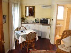 Elm Wood Classic Bed And Breakfast - Kempsey Accommodation 3