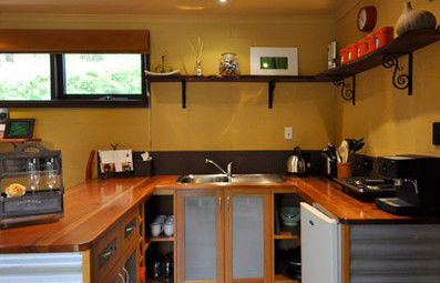 Clear Creek Cottage - Kempsey Accommodation 3