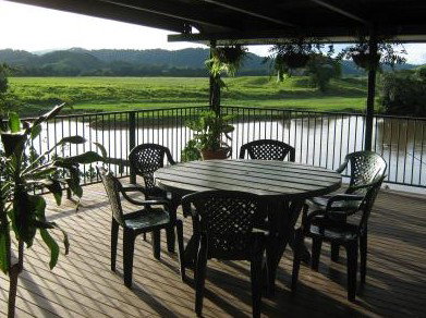 Daintree Riverview - Kempsey Accommodation 2