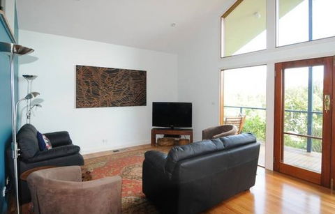 Blue Roo House - Kempsey Accommodation 3