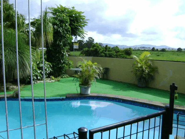 Poinciana Motel - Kempsey Accommodation 1