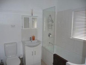 Hill Crest House - Kempsey Accommodation 1