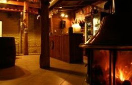 Altamira Retreat - Kempsey Accommodation 1